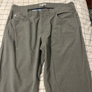 Peter Millar Performance Pants Gray 34x30, excellent condition.